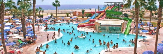 Adelántate al verano: hotel 4* en 1ª línea de playa (Roquetas de Mar)