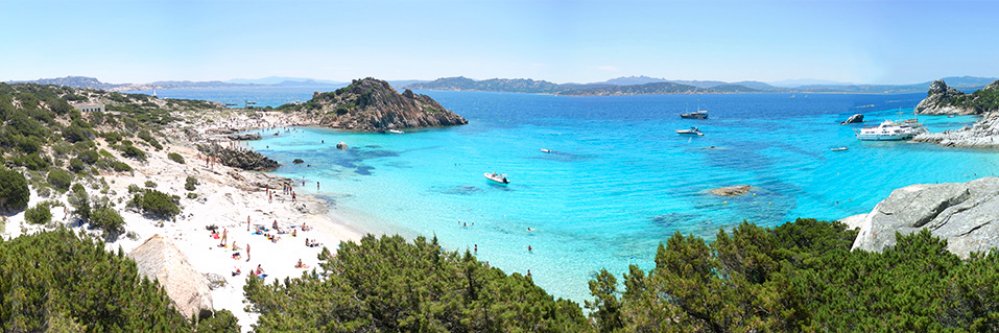 Verano en Cerdeña alojados en Apartamentos con barco incluidos
