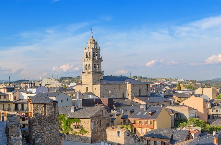 Hotel 4* y Cava en Ponferrada (León) - BuscoUnChollo.com